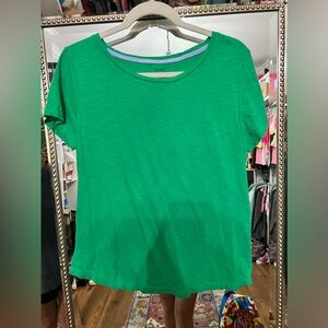 Crown & Ivy tee; Size Large; Green